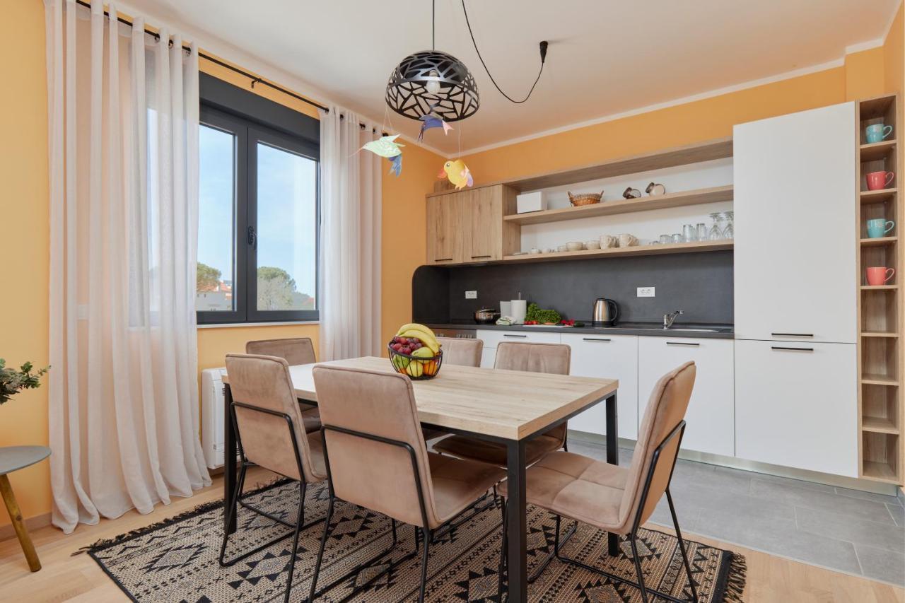 Premium-Designed Apartments Тиват Екстер'єр фото