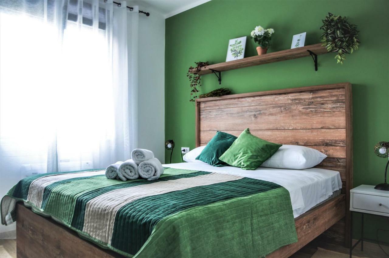 Premium-Designed Apartments Тиват Екстер'єр фото
